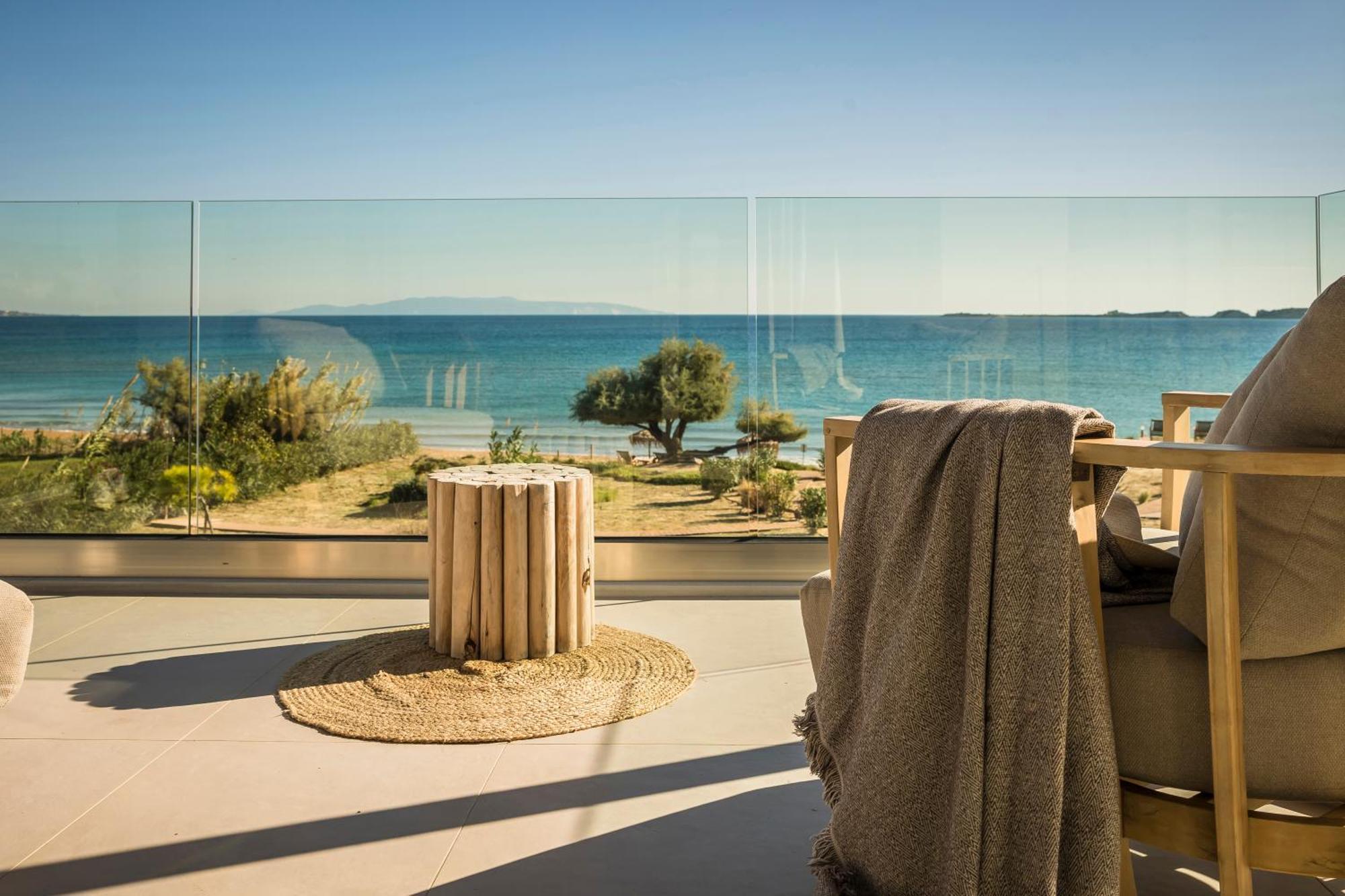Grand Blue Beach Residences Lixouri Exterior foto