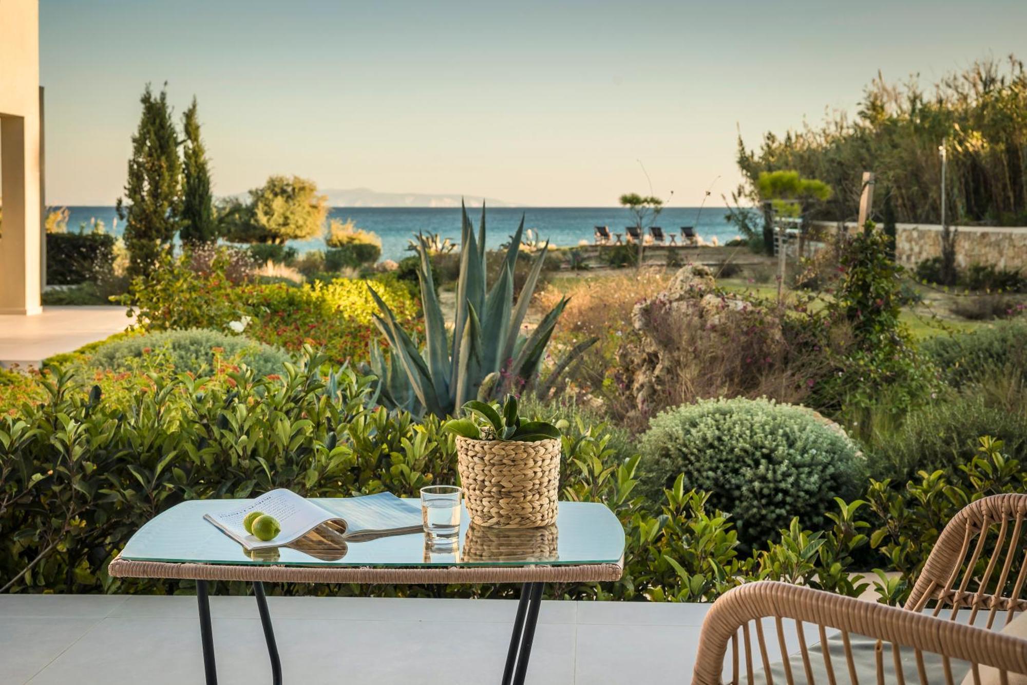 Grand Blue Beach Residences Lixouri Exterior foto